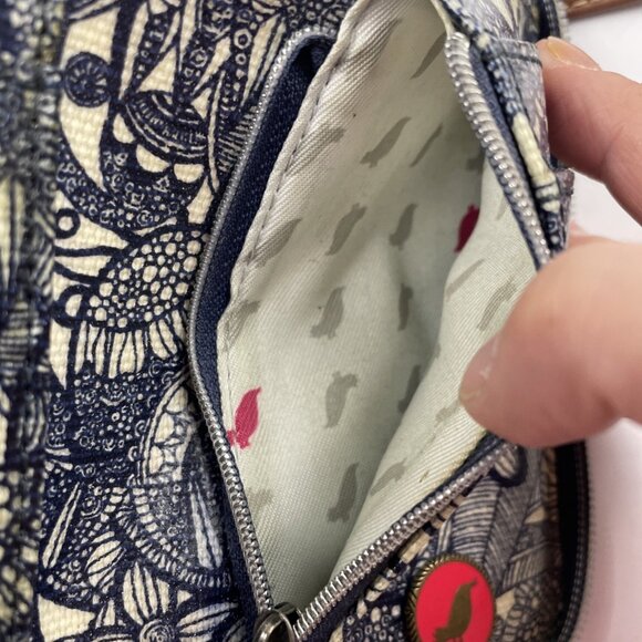 Sakroots Smartphone Wristlet Wallet Purse Crossbody Zip Around Card Slots - Picture 11 of 16